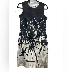 Tahari midi dress‎ Size medium